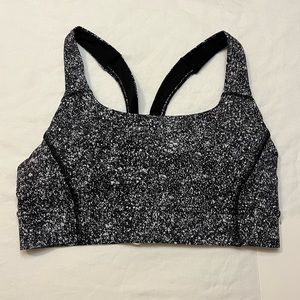 Lululemon Power Through Sports Bra